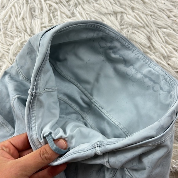 Lululemon Fast and Free Short 10" City Grit White Blue Fog - Picture 3 of 6